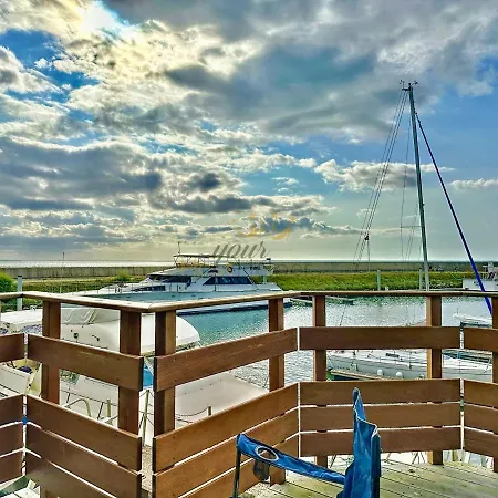 Le Yacht Yourhosthelper Deauville Exterior photo