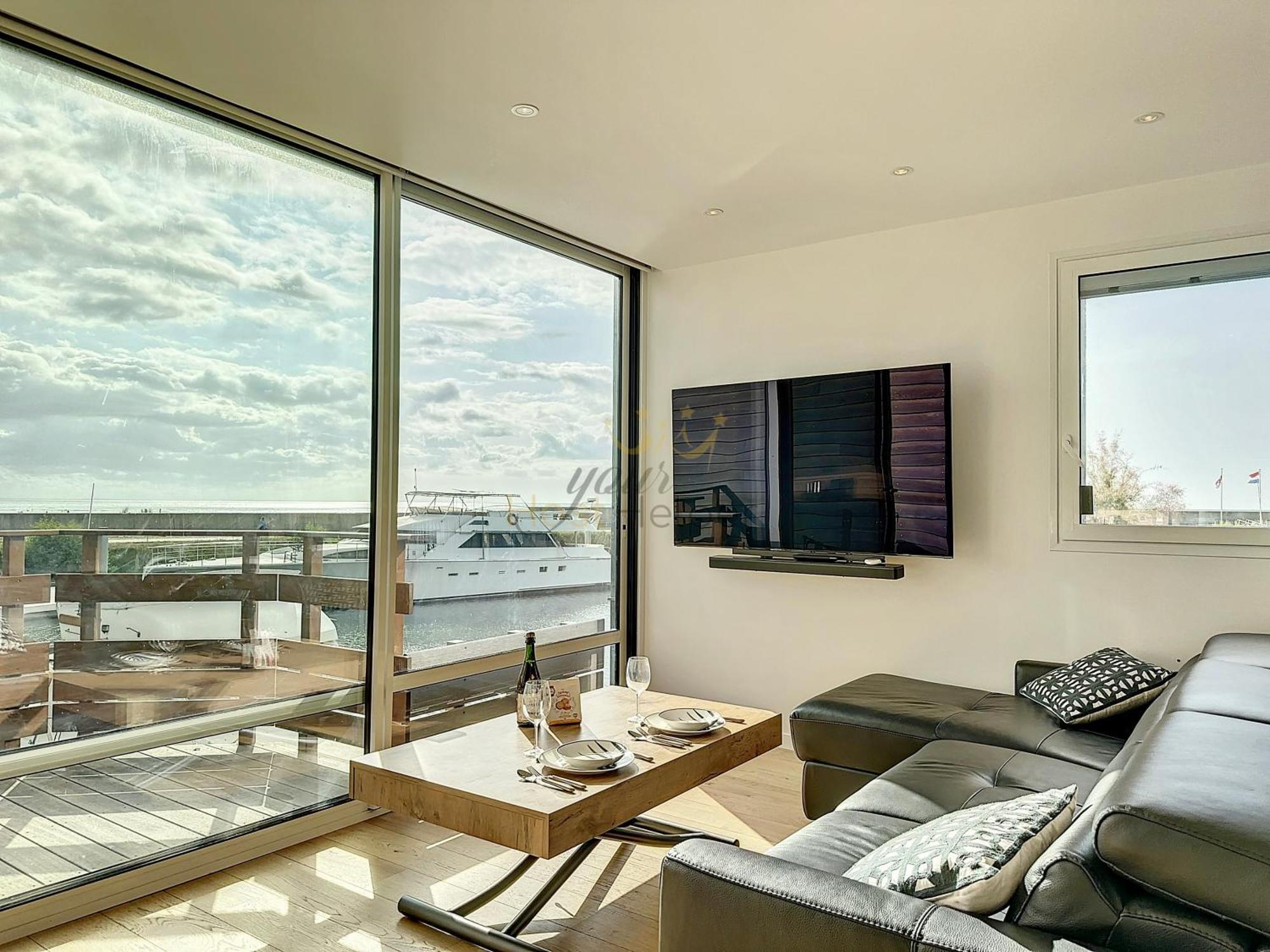 Le Yacht Yourhosthelper Apartment